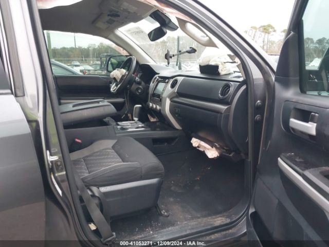 5TFUW5F1XJX696548 Toyota Tundra Sr5 5.7l V8