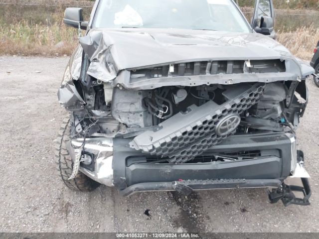 5TFUW5F1XJX696548 Toyota Tundra Sr5 5.7l V8