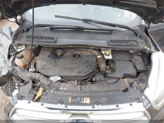 Ford Escape Titanium 2017 1FMCU0J91HUC82454 Image 10