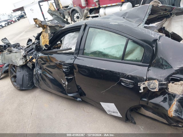 2C3CDXBG0PH588299 Dodge Charger Sxt