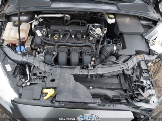 1FADP3K28JL301442 Ford FOCUS SE