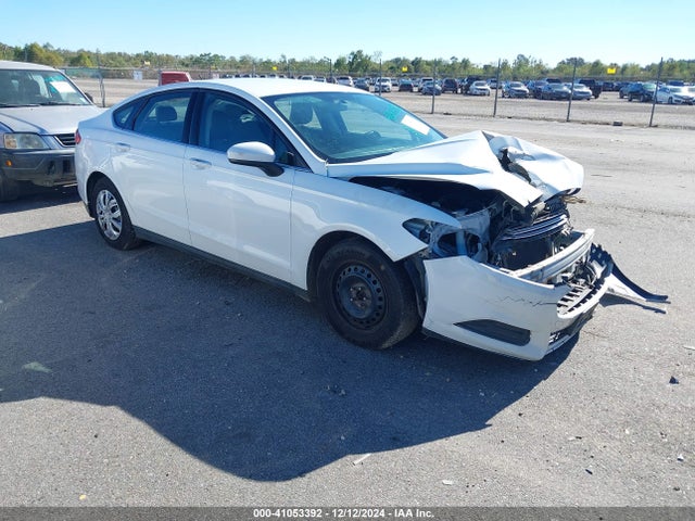 Ford FUSION S 2014 1FA6P0G75E5363886 Image 1