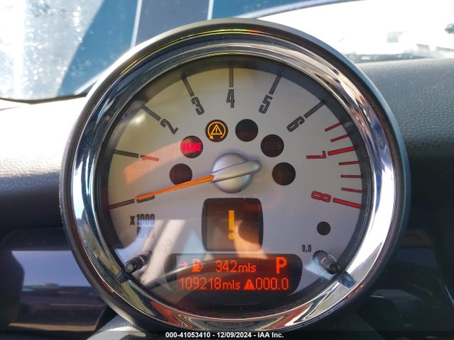 2009 MINI COOPER S WMWMF73519TW84341 Photo 6