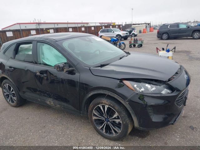 1FMCU9G66NUA06865 Ford ESCAPE SE