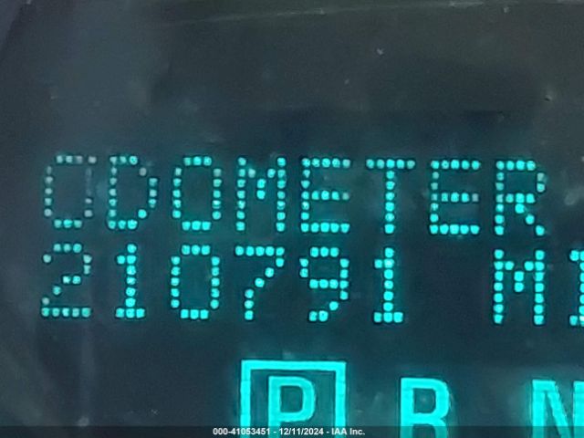 1GNKRJKD2HJ198923 Chevrolet Traverse Premier