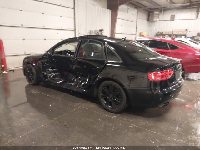2010 AUDI A4 WAUBFAFL3AN033591 Photo 2