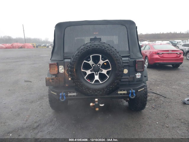 1C4AJWAG4HL548383 Jeep Wrangler Sport 4x4