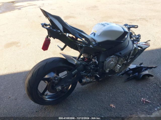 2016 YAMAHA YZFR1S JYARN42E2GA000560 Photo 3