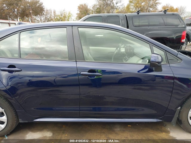 Toyota Corolla Hybrid Le 2024 JTDBCMFEXRJ031273 Image 14