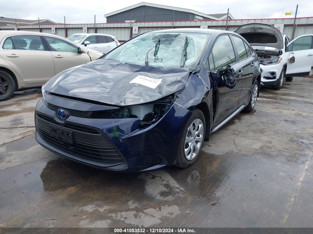 Toyota Corolla Hybrid Le 2024 JTDBCMFEXRJ031273 Image 2