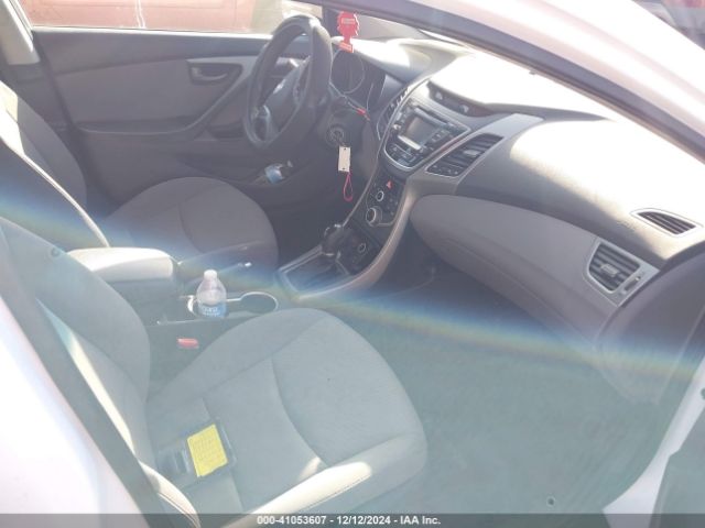 5NPDH4AE6FH569345 Hyundai ELANTRA SE