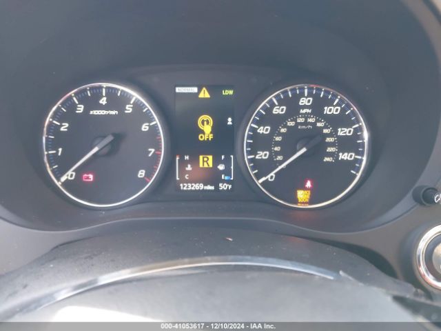 JA4AZ3A34HZ068887 Mitsubishi Outlander Sel
