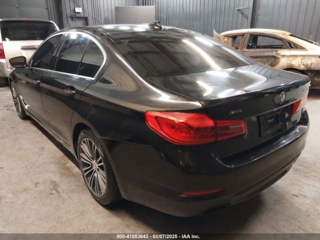 2018 BMW 540I WBAJE7C51JWD52833 Photo 2