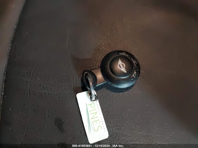 2008 MINI COOPER S WMWMF73508TV38303 Photo 10