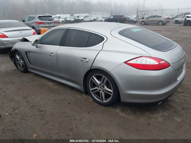 2010 PORSCHE PANAMERA WP0AB2A7XAL063466 Photo 2