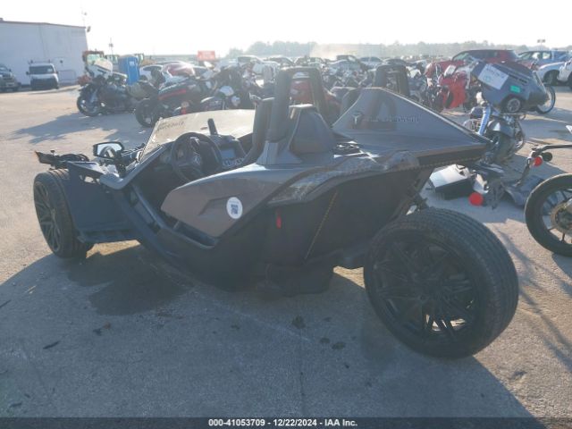 2015 POLARIS SLINGSHOT 57XAASFA8F5104414 Photo 2