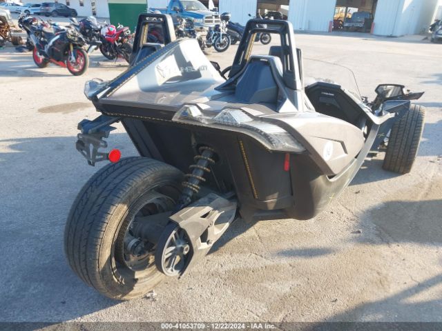 2015 POLARIS SLINGSHOT 57XAASFA8F5104414 Photo 3