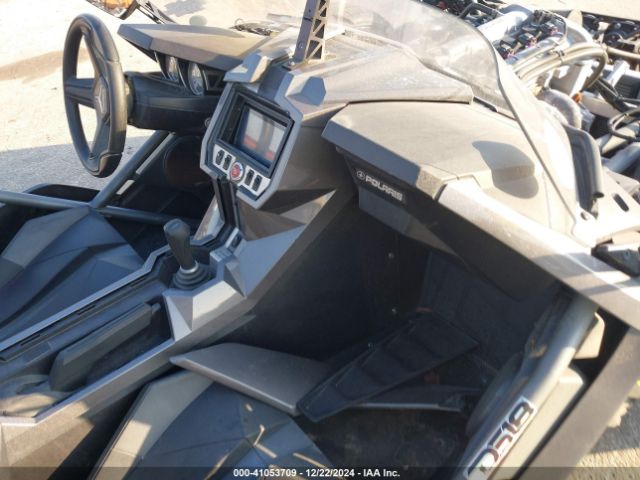 2015 POLARIS SLINGSHOT 57XAASFA8F5104414 Photo 4