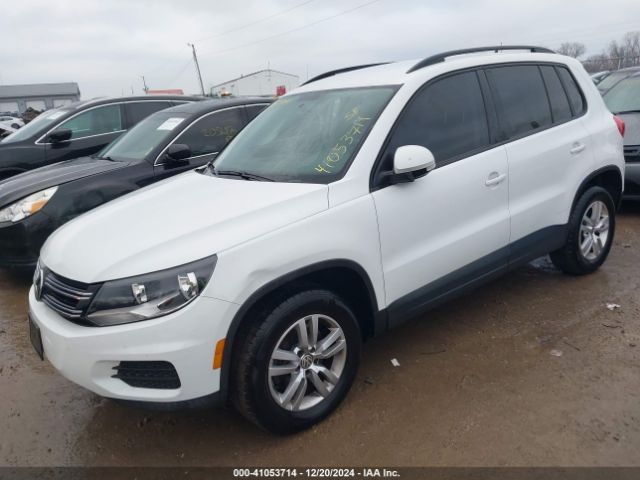 WVGAV7AX2FW552806 Volkswagen TIGUAN S
