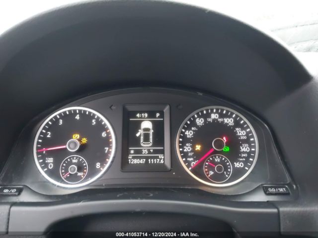 WVGAV7AX2FW552806 Volkswagen TIGUAN S