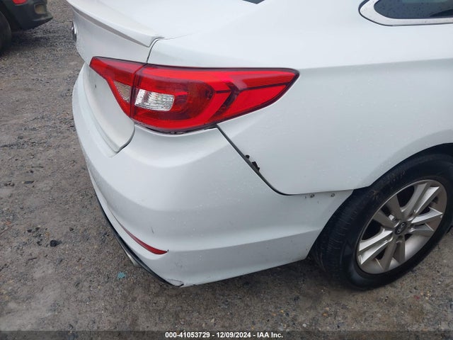 Hyundai Sonata 2017 5NPE24AF4HH565361 Image 18