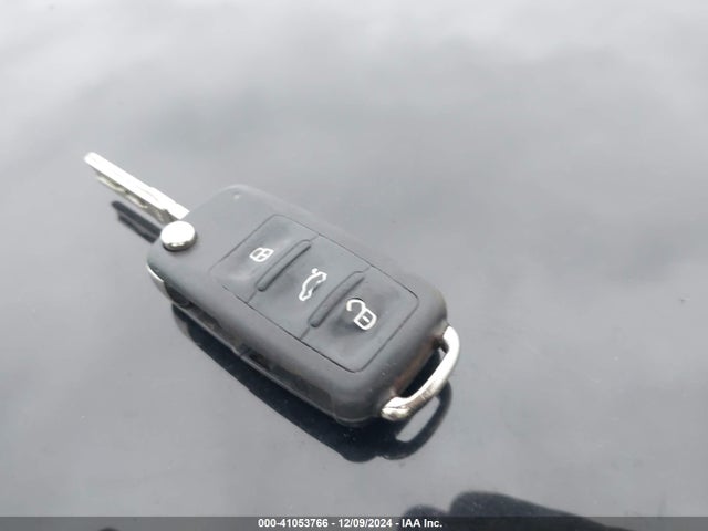 3VWFP7AT8EM630633 Volkswagen Beetle 2.5l Entry