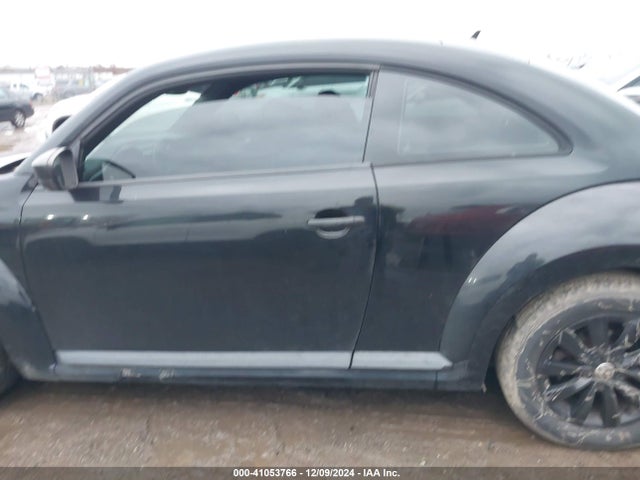 3VWFP7AT8EM630633 Volkswagen Beetle 2.5l Entry
