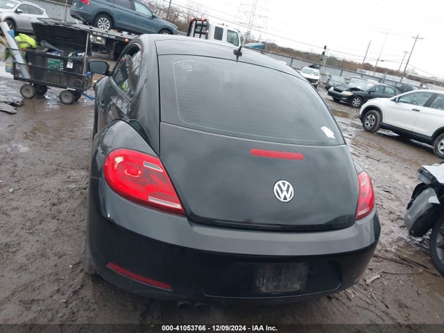 3VWFP7AT8EM630633 Volkswagen Beetle 2.5l Entry
