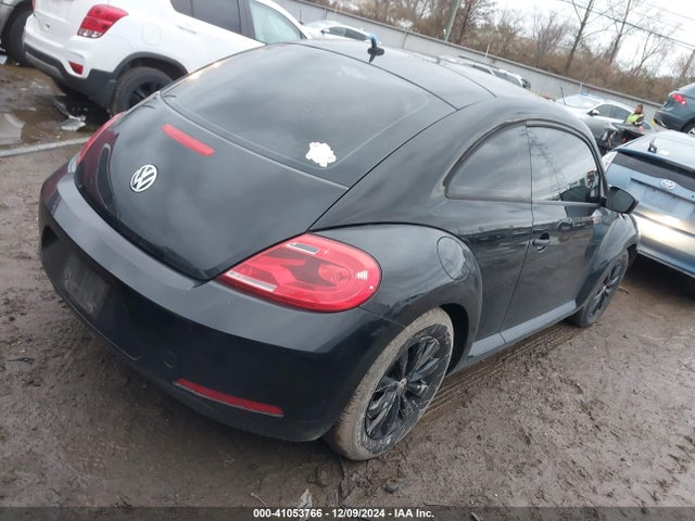 3VWFP7AT8EM630633 Volkswagen Beetle 2.5l Entry