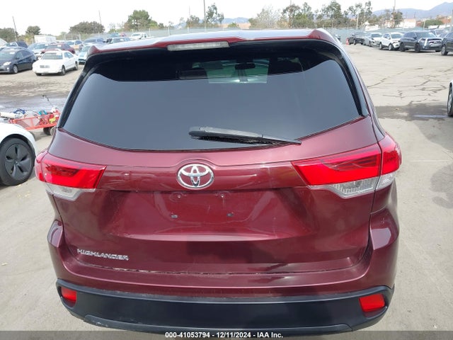 5TDZARFH5KS052777 Toyota Highlander Le