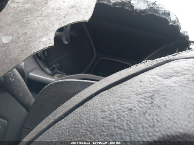 1FMCU9HD9JUB26831 Ford ESCAPE SEL