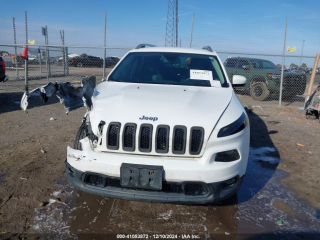 1C4PJLCB3JD538566 Jeep Cherokee Latitude Fwd