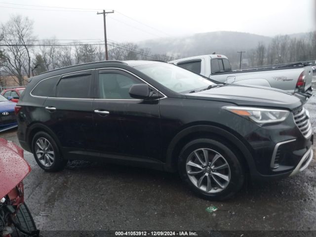 KM8SMDHF7HU225481 Hyundai Santa Fe Se