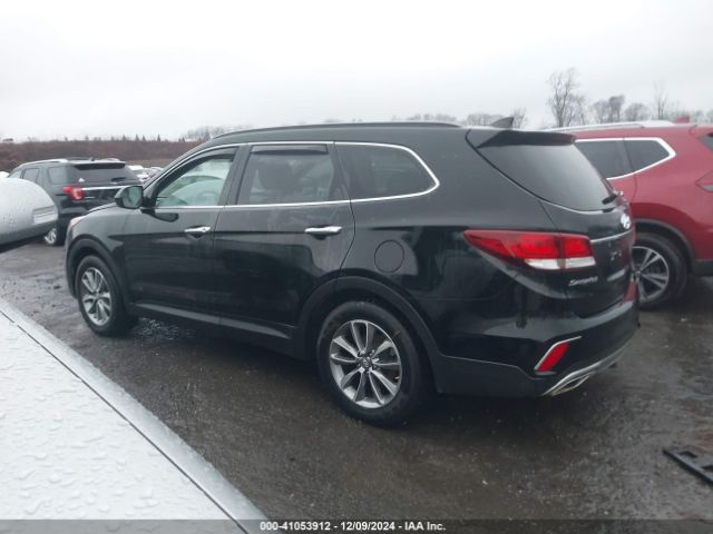 KM8SMDHF7HU225481 Hyundai Santa Fe Se