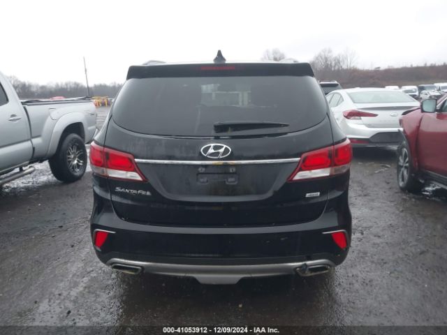 KM8SMDHF7HU225481 Hyundai Santa Fe Se