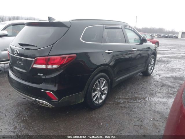 KM8SMDHF7HU225481 Hyundai Santa Fe Se