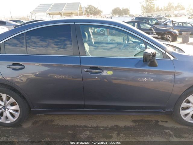 4S3BNAB68H3022517 Subaru Legacy 2.5i