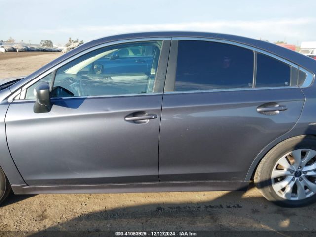 4S3BNAB68H3022517 Subaru Legacy 2.5i