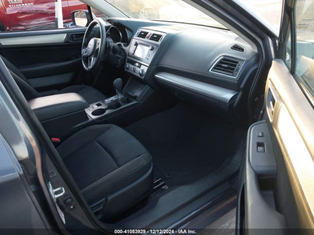 4S3BNAB68H3022517 Subaru Legacy 2.5i