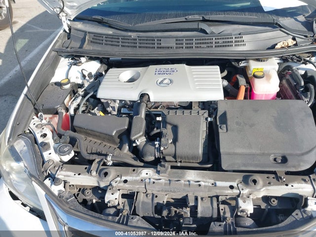 JTHKD5BH8E2182179 Lexus CT 200H