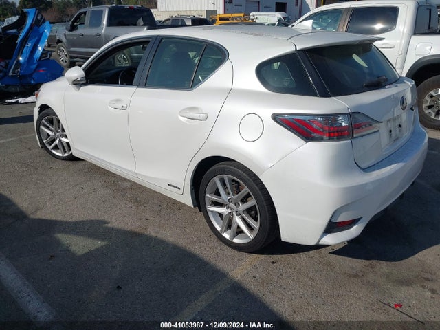 JTHKD5BH8E2182179 Lexus CT 200H
