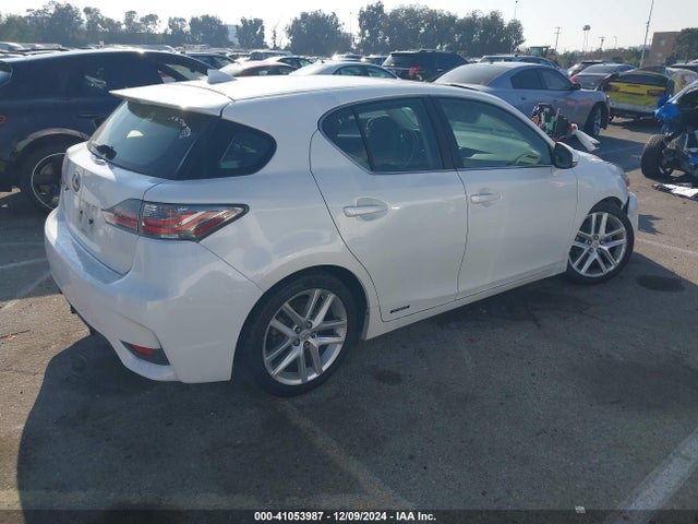 Lexus CT 200H 2014 JTHKD5BH8E2182179 Image 4