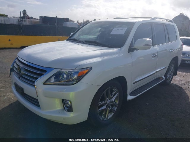 2014 LEXUS LX 570 JTJHY7AX1E4156822 Photo 1