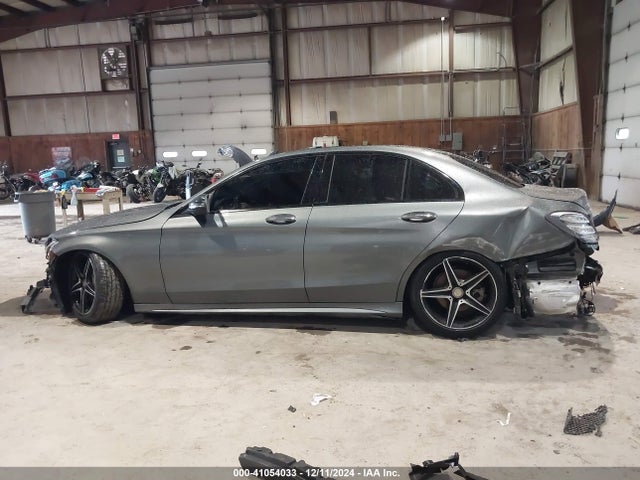 WDDWF4KB5HR244674 Mercedes-Benz C 300 4matic/luxury 4matic/sport 4matic