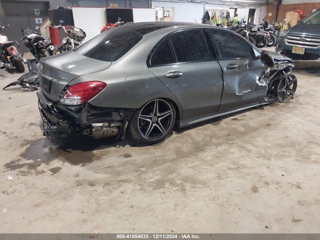 WDDWF4KB5HR244674 Mercedes-Benz C 300 4matic/luxury 4matic/sport 4matic