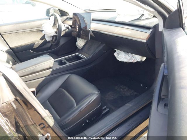 5YJ3E1EA2MF877733 Tesla Model 3 Standard Range Plus Rear-wheel Drive