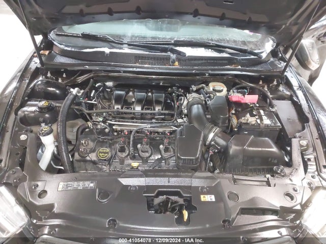 Ford Taurus Limited 2015 1FAHP2F80FG116165 Image 10