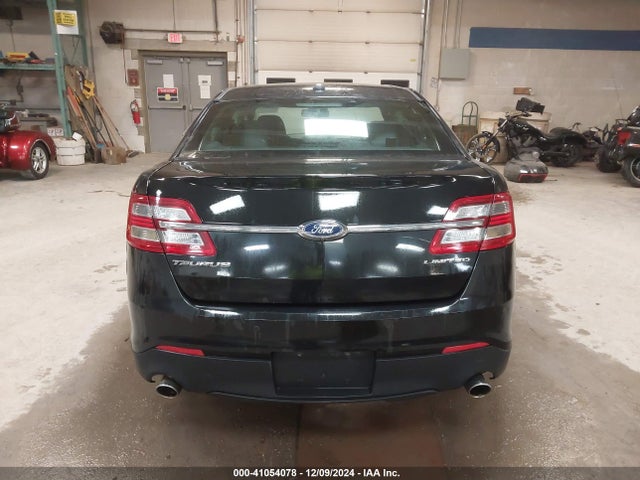 Ford Taurus Limited 2015 1FAHP2F80FG116165 Image 15