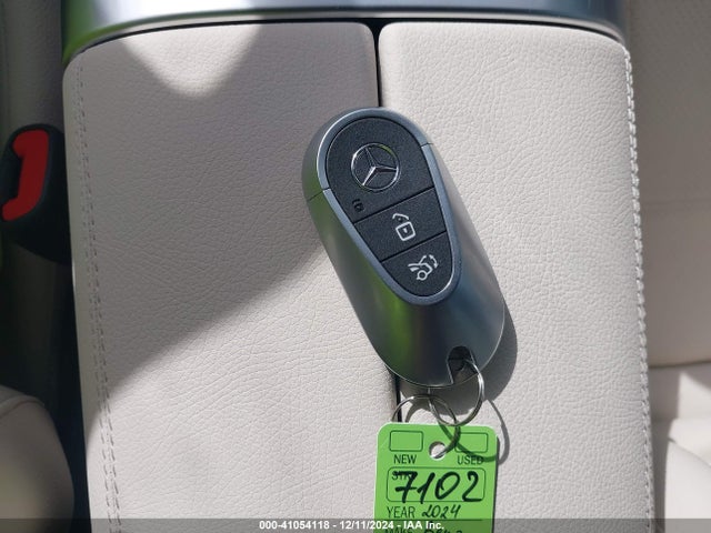 W1KAF4GB2RR227724 Mercedes-Benz C 300