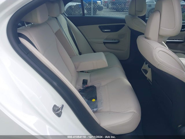 W1KAF4GB2RR227724 Mercedes-Benz C 300